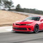 Revisión del Chevrolet Camaro Z / 28 2015