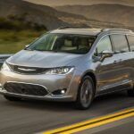 Revisión, precios y especificaciones de la Chrysler Pacifica 2020
