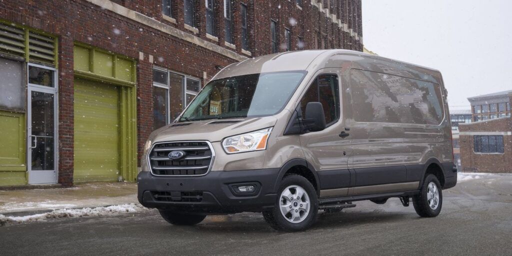 Revisión, precios y especificaciones de la Ford Transit 2021