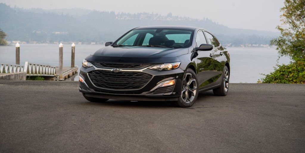 Revisión, precios y especificaciones del Chevrolet Malibu 2019