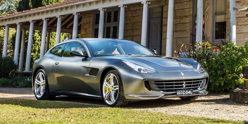 Revisión, precios y especificaciones del Ferrari GTC4Lusso 2020