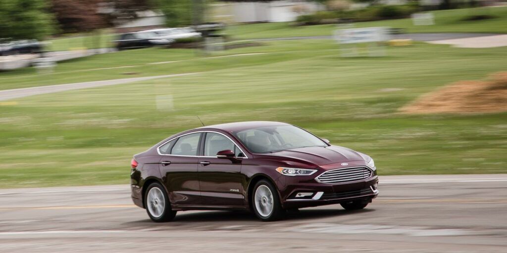 Revisión, precios y especificaciones del Ford Fusion 2017