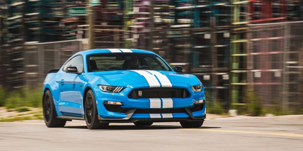 Revisión, precios y especificaciones del Ford Mustang Shelby GT350 / GT350R 2017