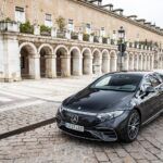 Un auténtico coche eléctrico de lujo que va más allá del Clase S no solo en pantalla