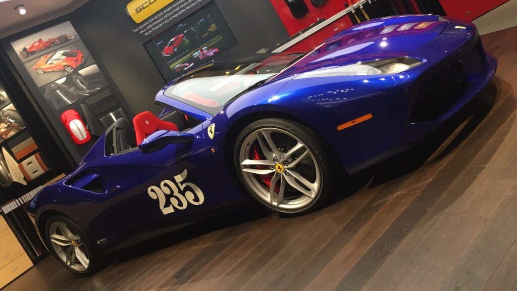 70 aniversario del Ferrari 488 Spider en exhibición en Frankfurt
