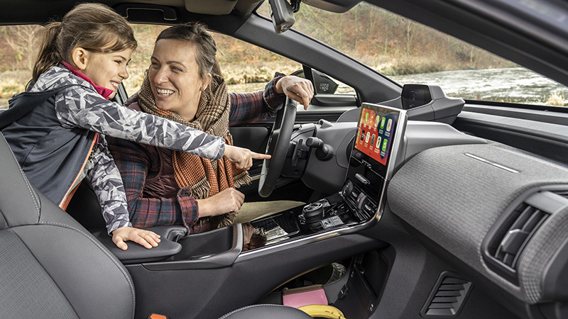 Subaru Solterra (2022) - interiores Foto de Subaru Solterra 2022