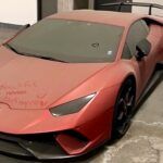 Alguien dejó un Lamborghini Huracan Performante en un estacionamiento de Canadá