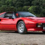 En venta este Ferrari 308 GTS QV, de 1983, con volante a la derecha