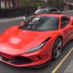 Un Ferrari F8 Tributo, visto en las calles de Londres