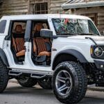 Echa un vistazo más de cerca al Ford Bronco de seis ruedas «Dark Horse» de Apocalypse