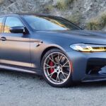 El BMW M5 CS tiene un desempeño excepcional… pero necesita mejores asientos