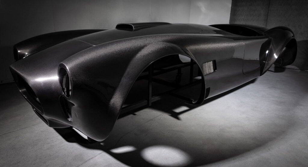 Las restauraciones Shelby American y Classic crean un Cobra de fibra de carbono de $ 1.2 millones y 800 caballos de fuerza