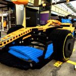 LEGO trajo una versión de tamaño real de su modelo de auto de carreras McLaren F1 al GP de Australia