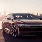 Alquile un nuevo Air Sedan con Lucid Financial Services