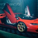 Lamborghini celebra las primeras entregas del Countach LPI 800-4 al País del Sol Naciente