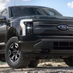 Ford Mustang Mach-E y F-150 Lightning obtienen nuevos paquetes de baterías de fosfato de hierro y litio