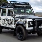 Land Rover Classic presenta el Defender Works V8 Trophy II revisado, limitado a 25 unidades