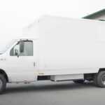 Este camión Ford de reparto es una lujosa autocaravana