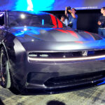 Dodge no está en el negocio de hacer «gominolas», quiere que sus vehículos eléctricos sean elegantes