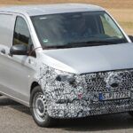 El lavado de cara Mercedes-Benz Vito 2024 espía y esconde su nueva cara