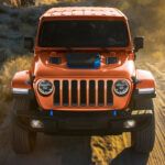 El Jeep Wrangler 2023 trae a Punk ‘n Orange al pasado para Halloween