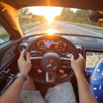 El Mercedes-AMG SL 63 2023 no tiene problemas para alcanzar las 200 MPH