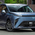 El 2023 LDV Mifa 9 es la minivan eléctrica de lujo más nueva de Australia, con un precio de AU $ 106,000