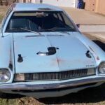 Este veterano Ford Pinto viene con un motor turbo V8 con la tapa