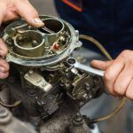 Cómo reparar un carburador
