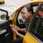 Imagen sobre Cómo utilizar las aplicaciones móviles para monitorear tu coche servicio