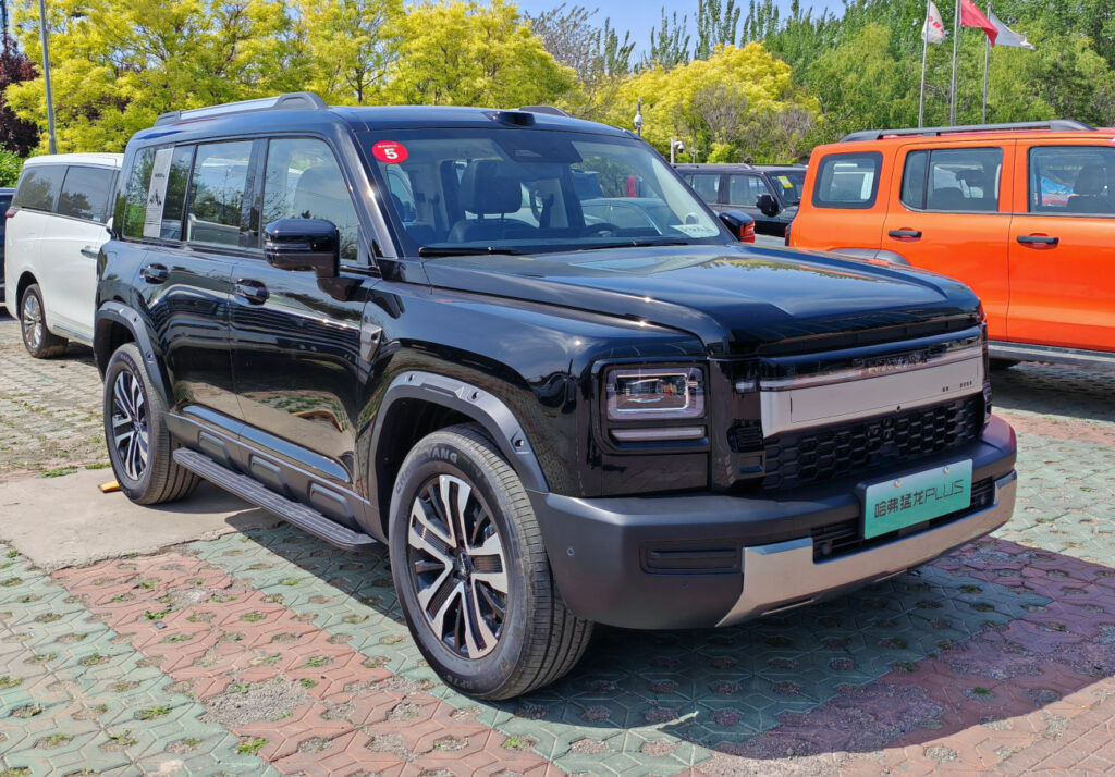 Haval Menglong Plus (Raptor Plus), fotografiado en China; imagen de referencia para el nuevo H7.